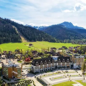 4* Hotel Grand Nosalowy Dwor