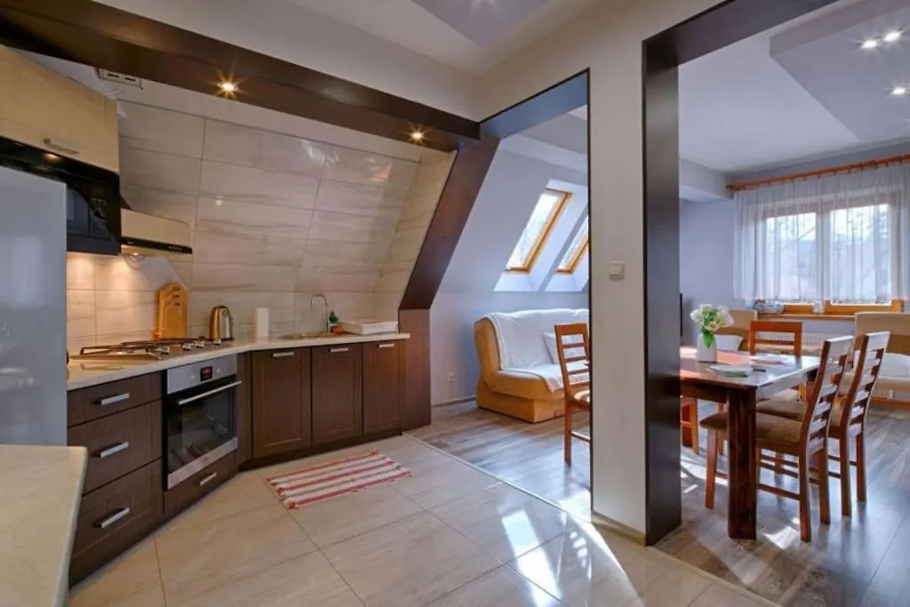 Golden Apartments&Db11 Zakopane Poland